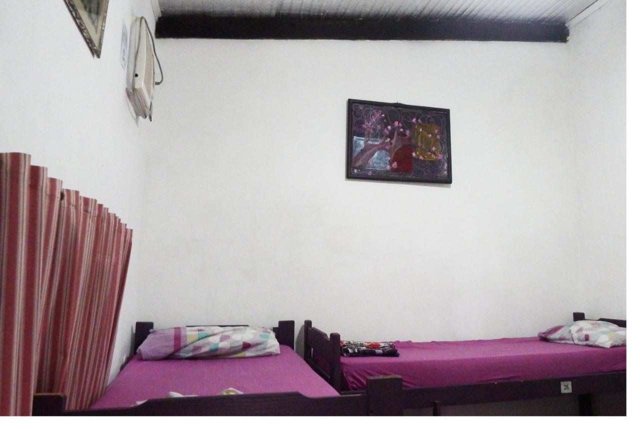 Hostel De Pichincha Gualeguaychú Exteriör bild